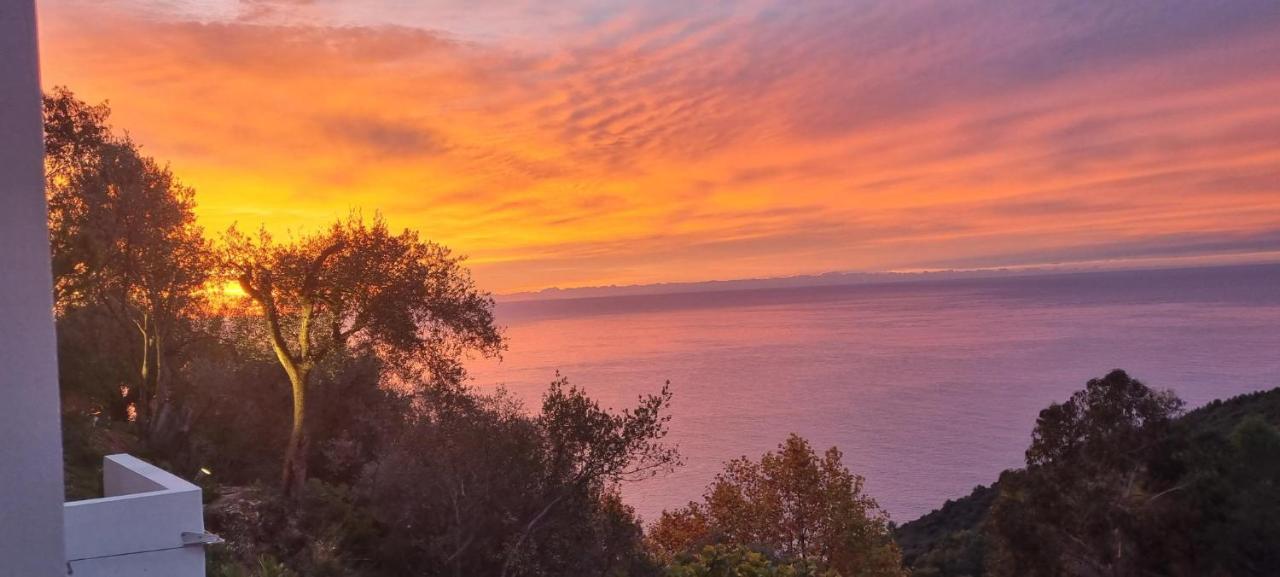 Appartement De Luxe Eze Village Vue Mer Avec Piscine Kültér fotó